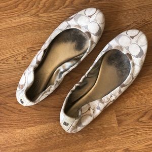 Coach Flats Monogram Size 10